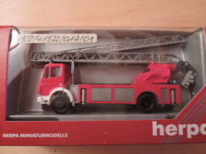 【送料無料】模型車 モデルカー ヘルパメルセデスherpa 041522 mercedes dlk fire brigade neutral bnib 34140 12,095円