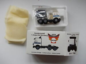【送料無料】模型車 モデルカー ヘルパトターユニットモデルヘルパイアニュルンベルクherpa mb tractor unit special model 1 herpa iaa nuremberg 811 768 ssk27