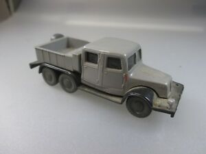 【送料無料】模型車 モデルカー モデルタトラカレメイヤートターユニットespewe, gdr models tatra 141 cullemeyr tractor unit schub 66