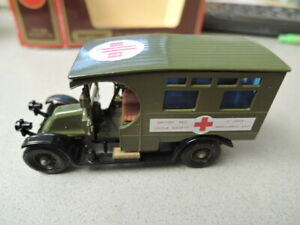 【送料無料】模型車 モデルカー マッチボックスルノータイプセントジョンオリジナルボックスmatchbox ambulance 1910 renault type ag british red cross st john ambulance original box
