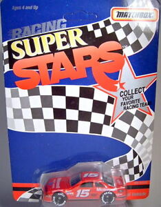 【送料無料】模型車 モデルカー マッチボックスフォードサンダーバードフォードモータークラフトmatchbox mb212 ford thunderbird ford motorcraft nascar