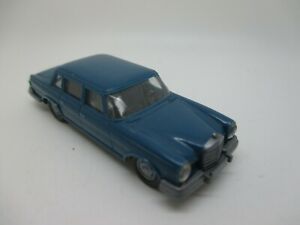 【送料無料】模型車 モデルカー ワイキングメルセデスアズールブーストwiking mercedes 600, azure, acidic hb no 3801b boost 502 *