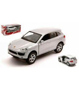【送料無料】模型車 モデルカー ポルシェカイエンシルバーporsche cayenne silver 132 12,264円