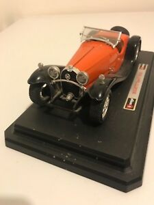 【送料無料】模型車 モデルカー ブラゴブガッティタイプburago 124 bugatti type 55