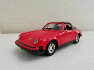 【送料無料】模型車 モデルカー ポルシェカブリオポリシルメタルレッドporsche 911 cabrio polistil 124 124 125 125 metal red