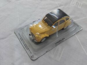 【送料無料】模型車 モデルカー シトロエンイエローブラックダックオリジナルパッケージングデアゴスティーニ