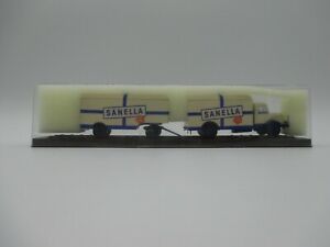 【送料無料】模型車 モデルカー ブレキナクルップムスタングスーツケースサネラbrekina krupp mustang suitcasehz sanella 7711 ssk56