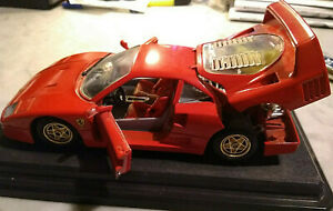 【送料無料】模型車 モデルカー フェラーリレッドブラゴferrari f40 evolution of 1987redburago 124