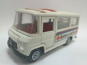 【送料無料】模型車 モデルカー ギスバルホワイトメルセデスベンツボックスカーボックススペインguisval white mercedes benz ambulance 137 made in spain car in box car box