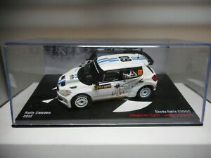 【送料無料】模型車 モデルカー シュコダファビアラリースウェーデンオジェデアゴスティーニskoda fabia s2000 rally sweden 2012 s ogier deagostini ixo 143
