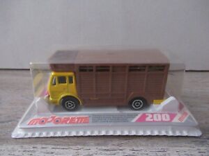 【送料無料】模型車 モデルカー マジョレットインボックスベタイレレセリエmajorette in box 254 betaillereserie 200