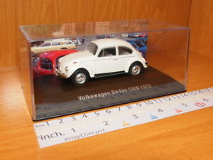 【送料無料】模型車 モデルカー フォルクスワーゲンセダンケースvolkswagen sedan 1500 143 1973 vw with case