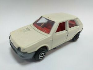 【送料無料】模型車 モデルカー ギスバルシートペーススペインフィアットボックスカーguisval white seat pace 164 made in spain not fiat car no box car car
