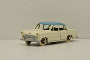 【送料無料】模型車 モデルカー ディンキーシムカベルサイユフランスdinky toys simca versailles france ref 24z period restored