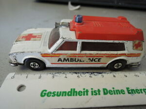 【送料無料】模型車 モデルカー マッチボックスコレクションマッチボックススピードキングスレッドクロスmatchbox collection here matchbox speed kings k49 ambulance red cros 2650
