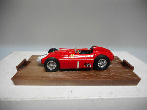 【送料無料】模型車 モデルカー ランチアフェラーリフアンマヌエルファンジオブルムlancia ferrari d50 juan manuel fangio 1955 brumm r76 143 12,936円