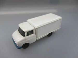 【送料無料】模型車 モデルカー ワイキングオペルブリッツティフキュルワーゲンwiking opel blitz tiefkuhlwagen schub28