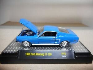 【送料無料】模型車 モデルカー フォードマスタングマシンford mustang gt 390 1968 m2 machines 164