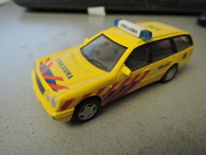 【送料無料】模型車 モデルカー コレクションオランダhongwell collection here mb 300 t ambulance netherlands 143 2650