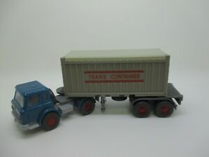【送料無料】模型車 モデルカー wiking ih semi trans containers, acid hb 8901gc nr44 ssk31