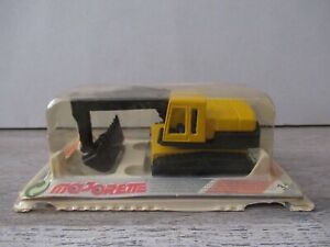 【送料無料】模型車 モデルカー マジョレットインボックスレフセリエmajorette in box excavatorref 242serie 200