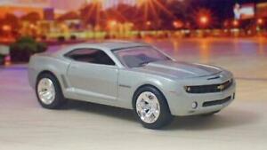 【送料無料】模型車 モデルカー シボレーカマロスポーツクーペスケール5th gen 2010 2015 chevrolet camaro v8 sport coupe 164 scale limited edition g｜hokushin