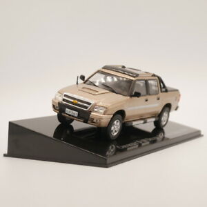 【送料無料】模型車 モデルカー シボレーデラックスキャビンデュプラミニカーモデルトイixo 143 chevrolet s10 deluxe 25 cabine dupla 2009 diecast car model alloy toy