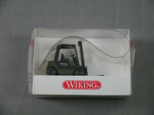 【送料無料】模型車 モデルカー カレティラエレバドラドイツコチェアエスカラwiking 6950321 carretilla elevadora bundeswehr coche a escala 187 k11 b14