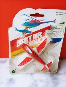【送料無料】模型車 モデルカー モーターフォースアヴィオンイーグルメタルエスティロヴィンテージmotor force avion eagle die cast metal estilo vintage