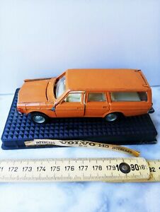 【送料無料】模型車 モデルカー インターコッシュボルボヴィンテージinter coches volvo 145 ref122 vintage