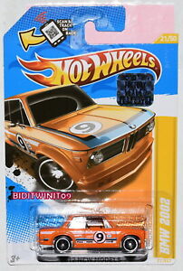 【送料無料】模型車 モデルカー ホットホイールノイフモデールオレンジウシーヌセレアベックhot wheels 2012 neuf modeles bmw 2002 orange usine scelle avec