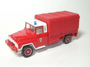 【送料無料】模型車 モデルカー バチェボンベラスacmat 4x4 bache bomberos
