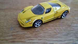 【送料無料】模型車 モデルカー ホットホイールエンツォフェラーリイエローhot wheels enzo ferrari yellow
