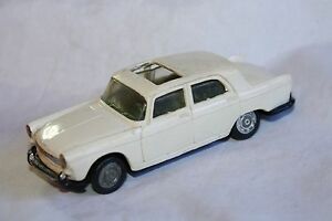 【送料無料】模型車 モデルカー ノレフヴィンテージプジョーオリジナルコンディションnorev vintage peugeot 404 51 143, good original condition