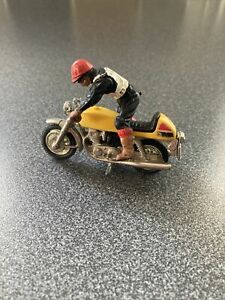 【送料無料】模型車 モデルカー イギリスオートバイライダーbritains motorcycle and rider