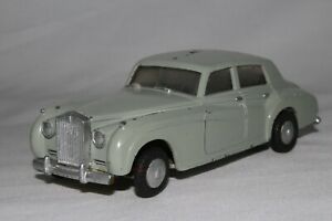 【送料無料】模型車 モデルカー マーキュリートイズロールスロイスシルバークラウドセダンmercury toys, 29 rolls royce silver cloud sedan