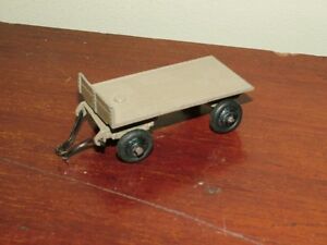 【送料無料】模型車 モデルカー dinky 25g trailer fawn 1st type