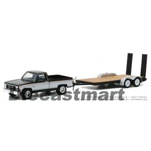 【送料無料】模型車 モデルカー グリーンライトシエラシックフラットベッドトレーラーgreenlight 164 hamp;t 1986 gmc sierra classic 2500 with flatbed trailer 32200c