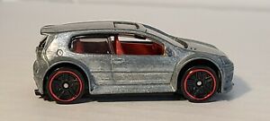 【送料無料】模型車 モデルカー ホットホイールフォルクスワーゲンゴルフプラスチックホイールメタルhot wheels volkswagen golf gti vw * unspun * oem plastic wheels raw metal