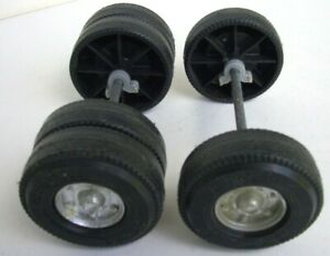 【送料無料】模型車 モデルカー エルトルトラックタイヤホイールデュアル