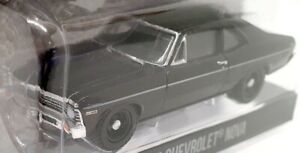 【送料無料】模型車 モデルカー グリーンライトスケールモデルカーシボレーノヴァブラック|hokushin