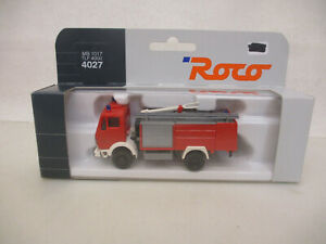 【送料無料】模型車 モデルカー ロコx15228 roco 4027 187 fire engine mb 1017 tlf 4000 vgc