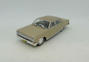 【送料無料】模型車 モデルカー サルヴァットイソイカランブラーアンバサダールノーランブラー30300 salvatixoika rambler ambassador 1965renault amc rambler 143