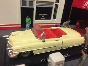 【送料無料】模型車 モデルカー キャデラックエルドラドスケールミントスタンドcadillac eldorado 143 scale mint condition with stand