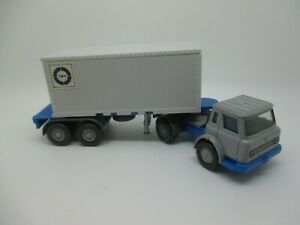 【送料無料】模型車 モデルカー wiking international feller ih semitrailer container iwt ssk37