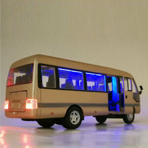 【送料無料】模型車 モデルカー レガプルバックバスモデルフラッシュサウンドビークルレガロディナターレリアリスティック