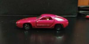 【送料無料】模型車 モデルカー トミカポルシェミニカーモデルtomica 9 porsche 928 163 tomy 1978 diecast car model