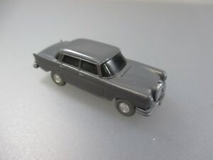 【送料無料】模型車 モデルカー ワイキングメルセデスベンツヘッケフロスシューブ