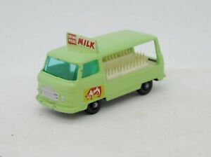 【送料無料】模型車 モデルカー マッチボックスイングランドセリエコマーボトルフロートミルク31024 matchboxenglandserie 7521c8 commer bottle float milk 12,519円