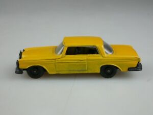 【送料無料】模型車 モデルカー エフシホランドメルセデスベンツクーペボックスオークル406 efsi holland approx 172 mercedes benz 250 se coupe w 111 ochre without box 514051